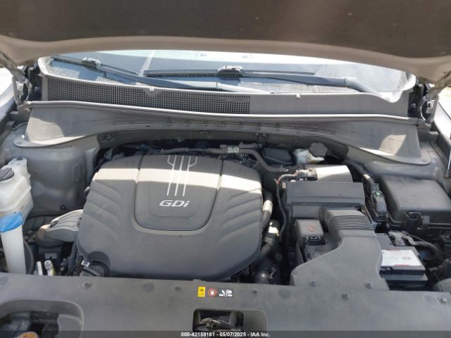 5XYPHDA51GG031156 KIA Sorento 3.3l Ex