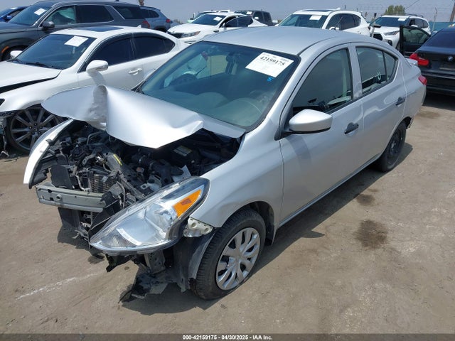 3N1CN7AP8JL881718 Nissan Versa 1.6 S+