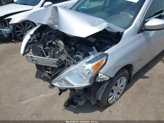 3N1CN7AP8JL881718 Nissan Versa 1.6 S+