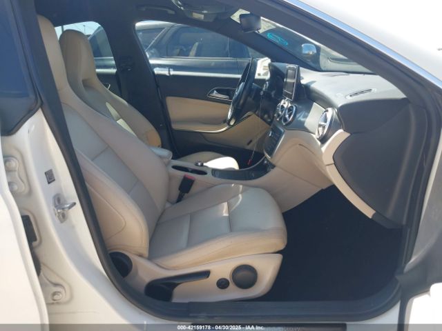 WDDSJ4EBXFN162498 Mercedes-Benz CLA 250