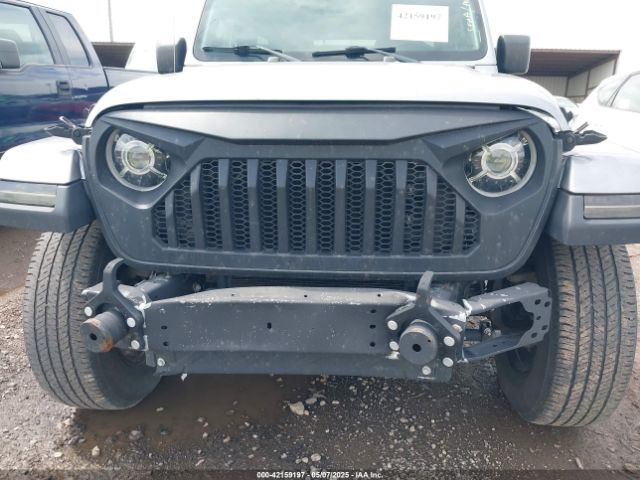 1C4HJXEN5KW542403 Jeep Wrangler Unlimited Sahara 4x4