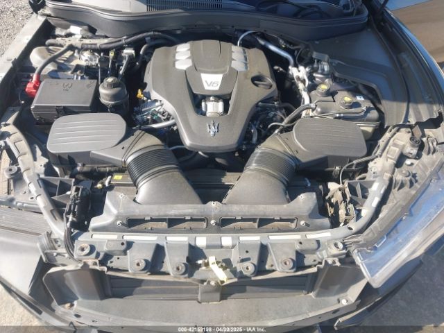 ZN661XUS6HX226945 Maserati Levante