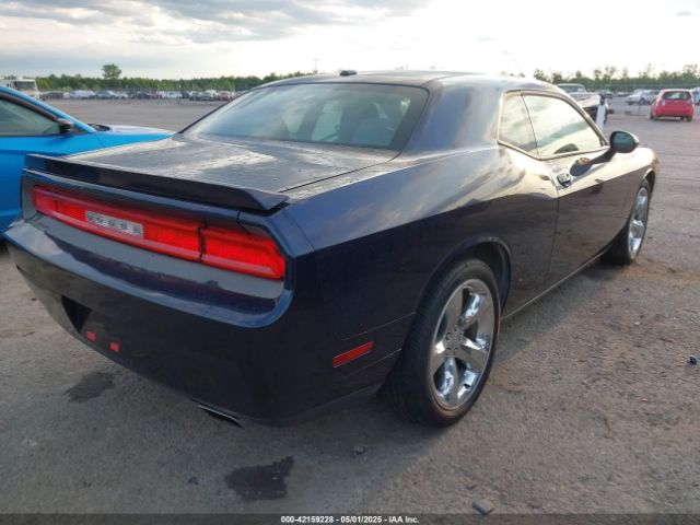 2C3CDYAG8EH100558 Dodge Challenger Sxt