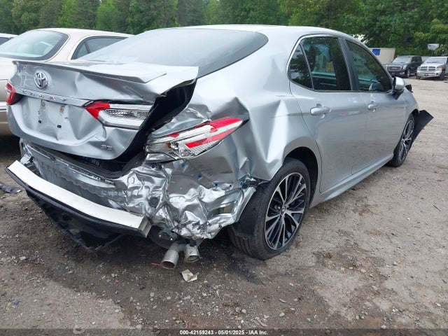 4T1B11HK3JU129549 Toyota CAMRY SE