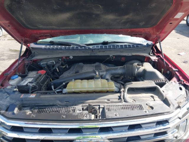 1FMJU1HT5KEA71256 Ford Expedition Xlt
