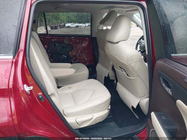 5TDGZRBH0MS132061 Toyota Highlander Xle