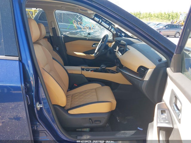 JN8BT3DD8PW302033 Nissan Rogue Platinum Intelligent Awd
