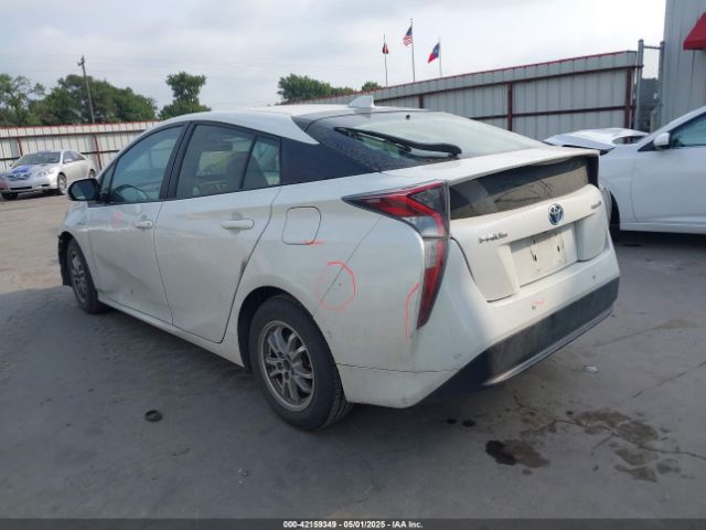 JTDKARFU8H3035514 Toyota Prius Four