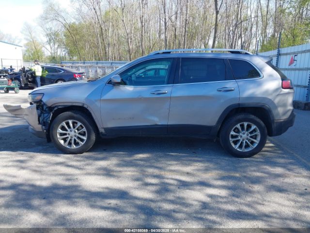 1C4PJMCB2KD194252 Jeep Cherokee Latitude