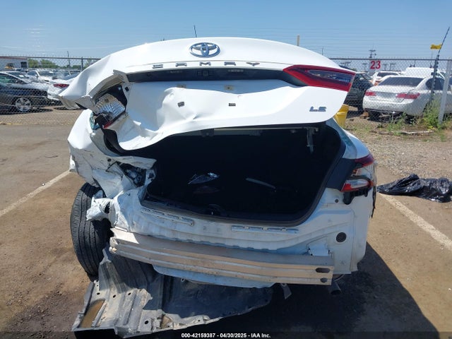 4T1C11AK8RU222206 Toyota CAMRY LE