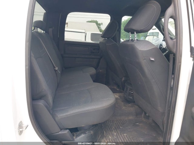 3C6UR5CL3NG130973 RAM 2500 Tradesman  4x4 6'4 Box