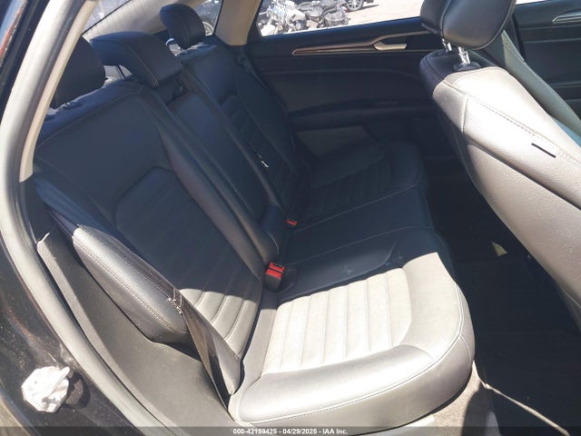 3FA6P0T99HR283905 Ford FUSION SE