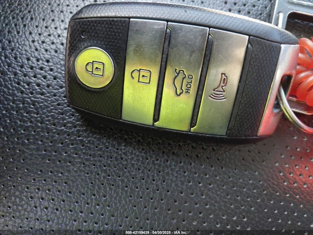 KNAGV4LD3H5018042 KIA Optima Plug-in Hybrid Ex