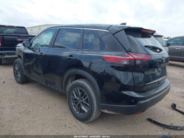 5N1BT3AA3RC710526 Nissan Rogue S Fwd
