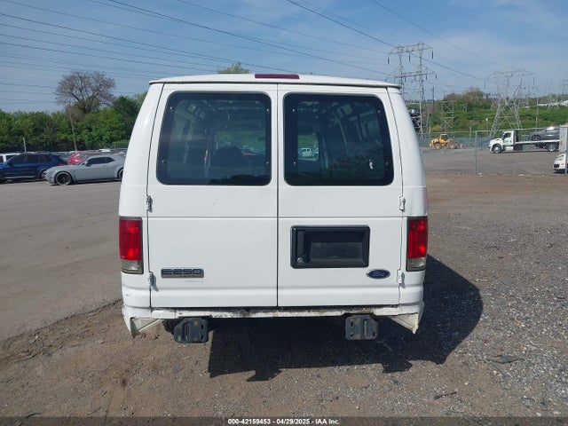 Ford E-250 Commercial 2014 1FTNS2EW2EDA83939 Image 16