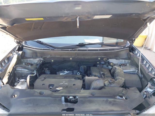 JA4AR3AW4JU006449 Mitsubishi Outlander Sport 2.4 Se