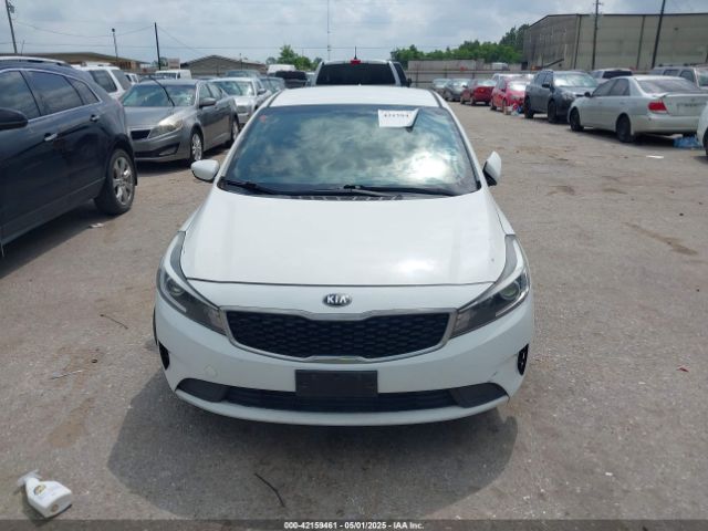 3KPFL4A72HE029104 KIA FORTE S