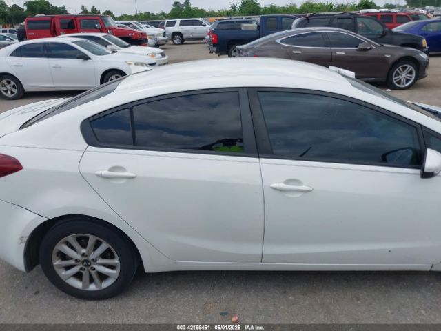 3KPFL4A72HE029104 KIA FORTE S