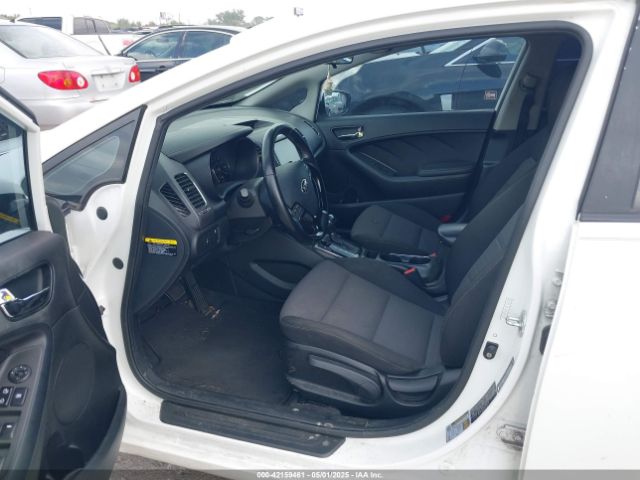 3KPFL4A72HE029104 KIA FORTE S
