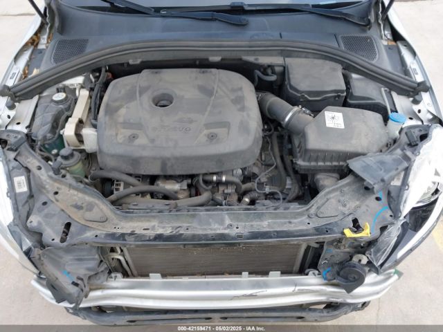 2016 VOLVO XC60 YV440MDK0G2784762 Photo 9