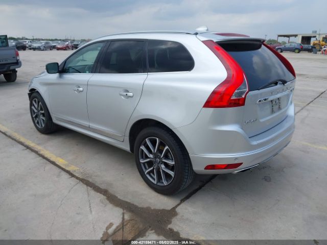 2016 VOLVO XC60 YV440MDK0G2784762 Photo 2