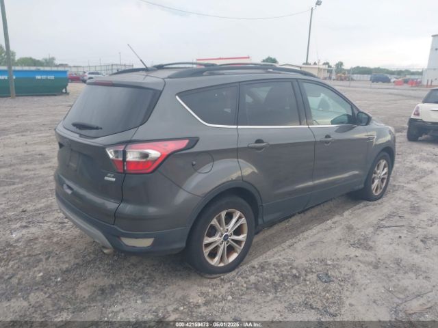 2017 FORD ESCAPE 1FMCU0GD8HUC59037 Photo 3
