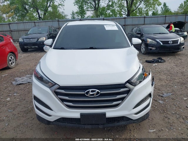 KM8J2CA43JU789879 Hyundai TUCSON SE
