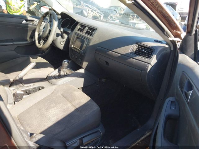 3VW267AJ8GM342646 Volkswagen Jetta 1.4t S