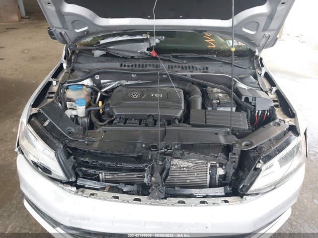 3VWD17AJ6FM314785 Volkswagen Jetta 1.8t Se