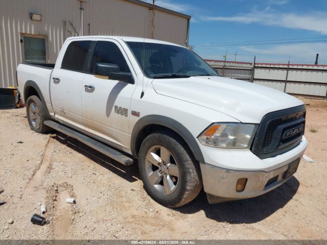 2015 RAM 1500 1C6RR6LT5FS623382