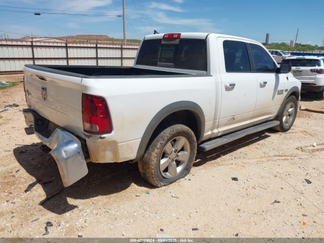 2015 RAM 1500 1C6RR6LT5FS623382 Photo 3