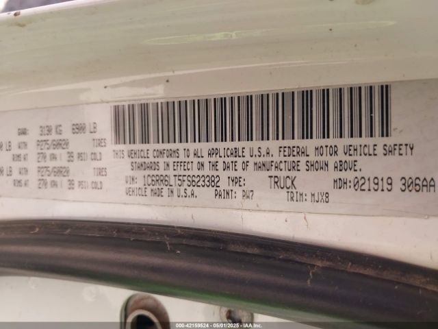 2015 RAM 1500 1C6RR6LT5FS623382 Photo 8