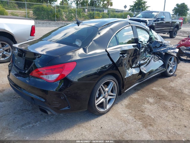 WDDSJ4EB2EN040300 Mercedes-Benz CLA 250