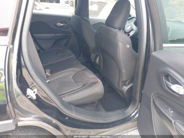 1C4PJMCS9FW502950 Jeep Cherokee Latitude