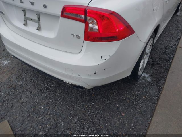 YV140MFB6F1317389 Volvo S60 T5 Premier