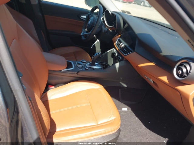 ZARFAMAN2L7624277 Alfa Romeo giulia (952)