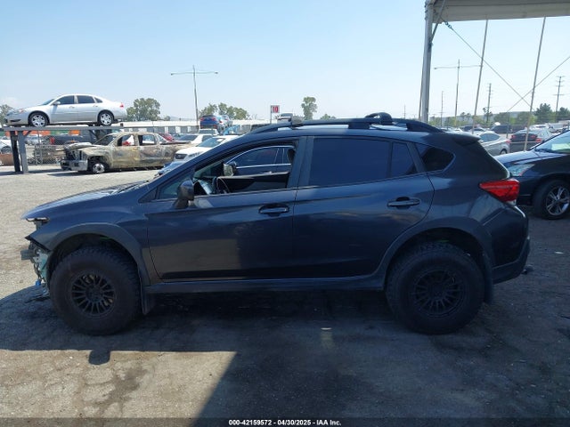 JF2GTACC6K8271703 Subaru Crosstrek 2.0i Premium