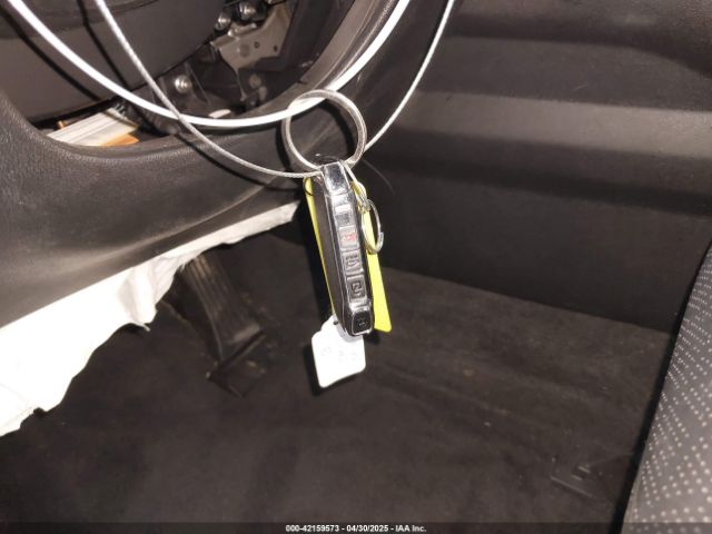 5XYRKDLF9NG129963 KIA SORENTO SX
