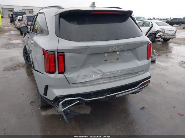 5XYRKDLF9NG129963 KIA SORENTO SX