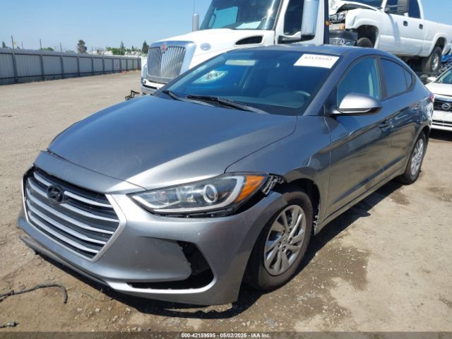 KMHD74LF2HU061211 Hyundai ELANTRA SE