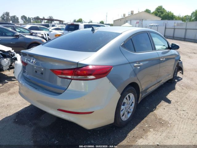 KMHD74LF2HU061211 Hyundai ELANTRA SE