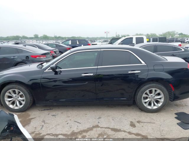 2C3CCAAG8FH818543 Chrysler 300 Limited