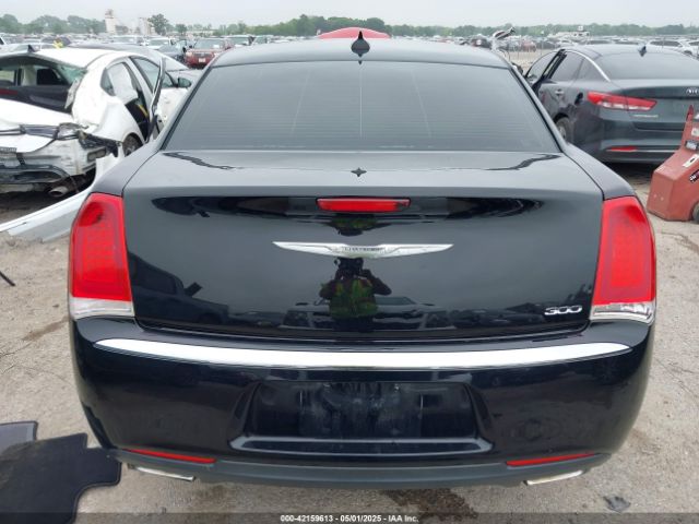 2C3CCAAG8FH818543 Chrysler 300 Limited