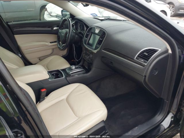 2C3CCAAG8FH818543 Chrysler 300 Limited