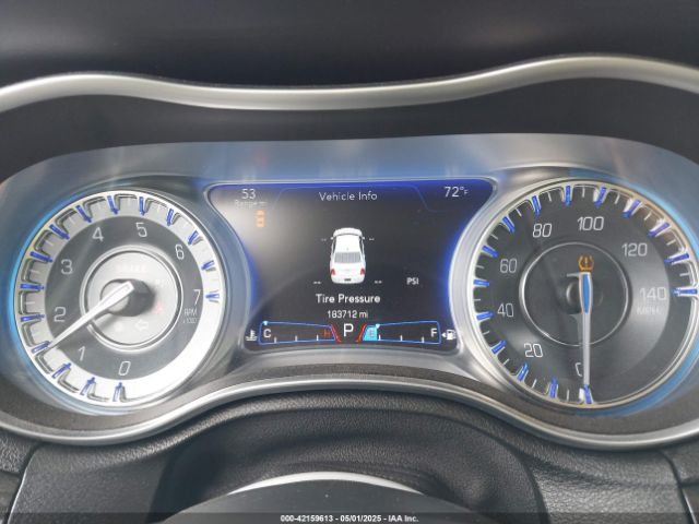 2C3CCAAG8FH818543 Chrysler 300 Limited