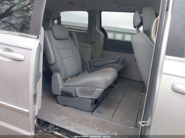 2010 CHRYSLER TOWN & COUNTRY 2A4RR5D16AR305744 Photo 7