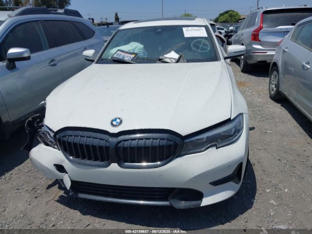 3MW5R1J02M8C06736 BMW 3 Series 330i