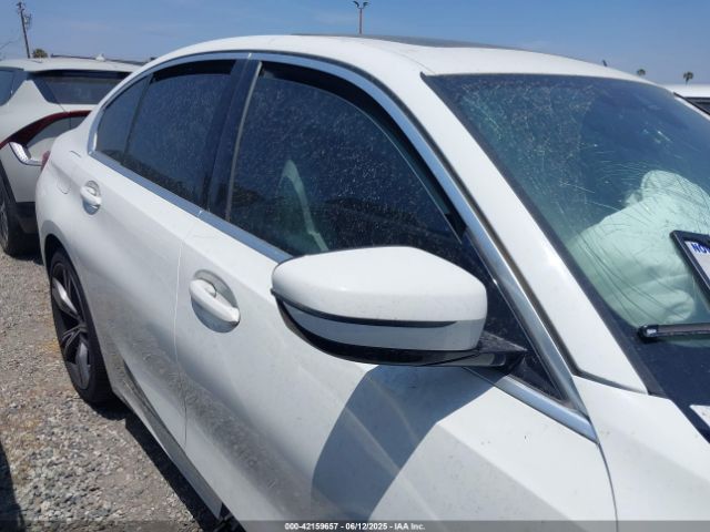 3MW5R1J02M8C06736 BMW 3 Series 330i