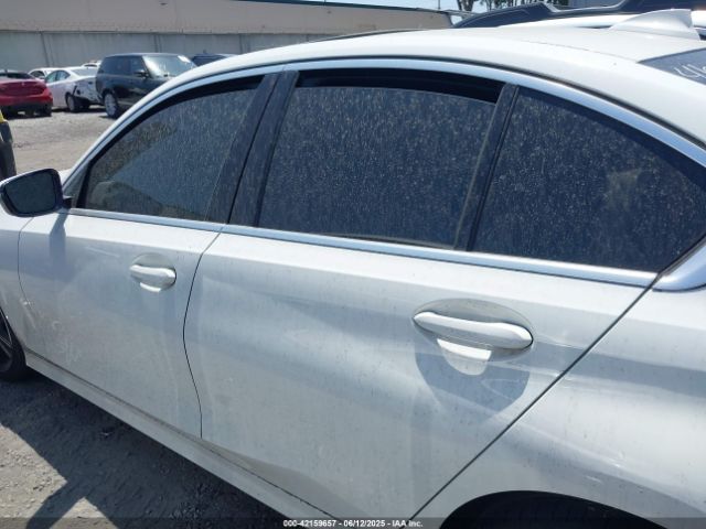 3MW5R1J02M8C06736 BMW 3 Series 330i