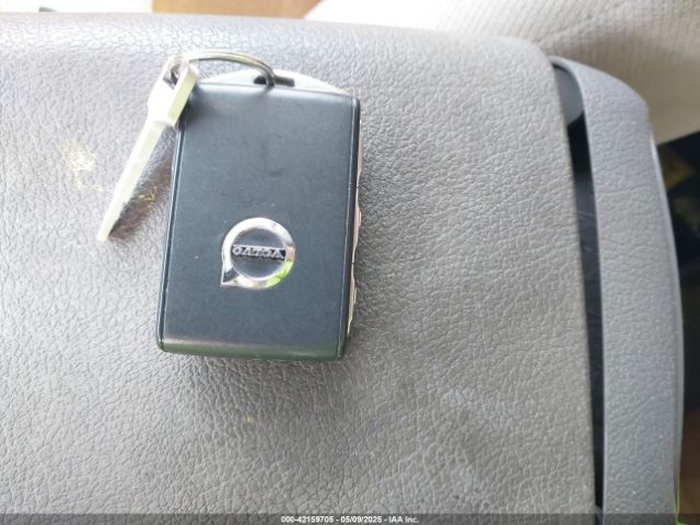 2020 VOLVO XC60 YV4102RK0L1478564 Photo 10